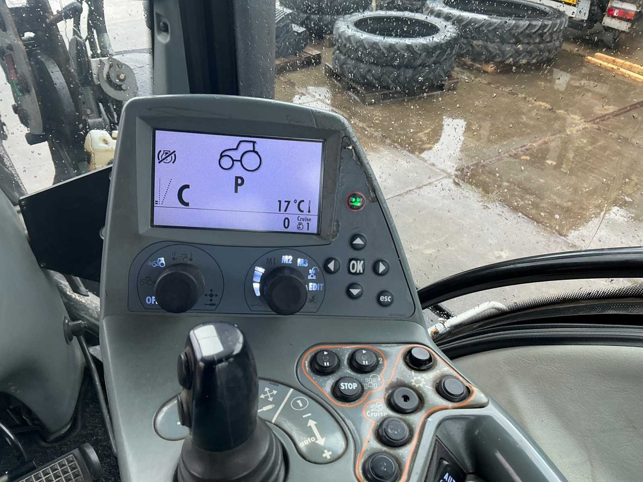 Traktor Valtra T163: das Bild 27