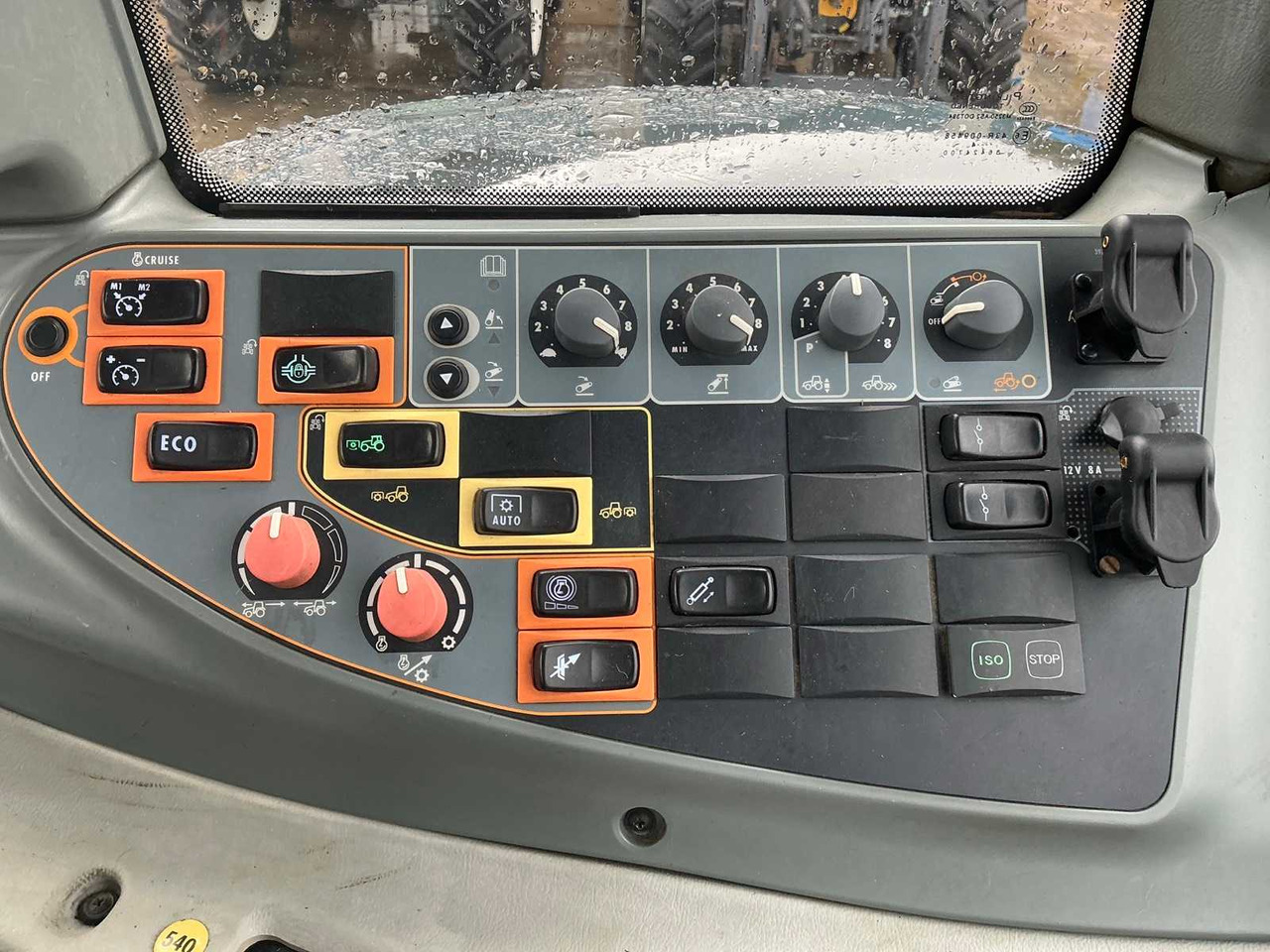 Traktor Valtra T163: das Bild 23