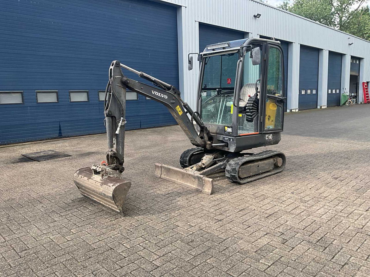Volvo EC18D - Minibagger: das Bild 1 Volvo EC18D - Minibagger: das Bild 1