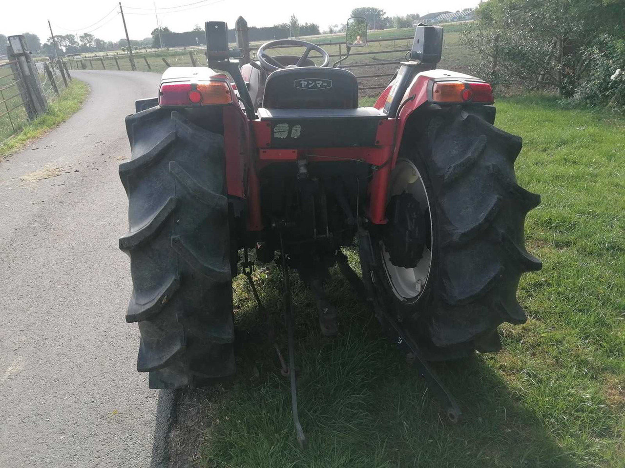 Yanmar AF-33 - Kleintraktor: das Bild 4 Yanmar AF-33 - Kleintraktor: das Bild 4