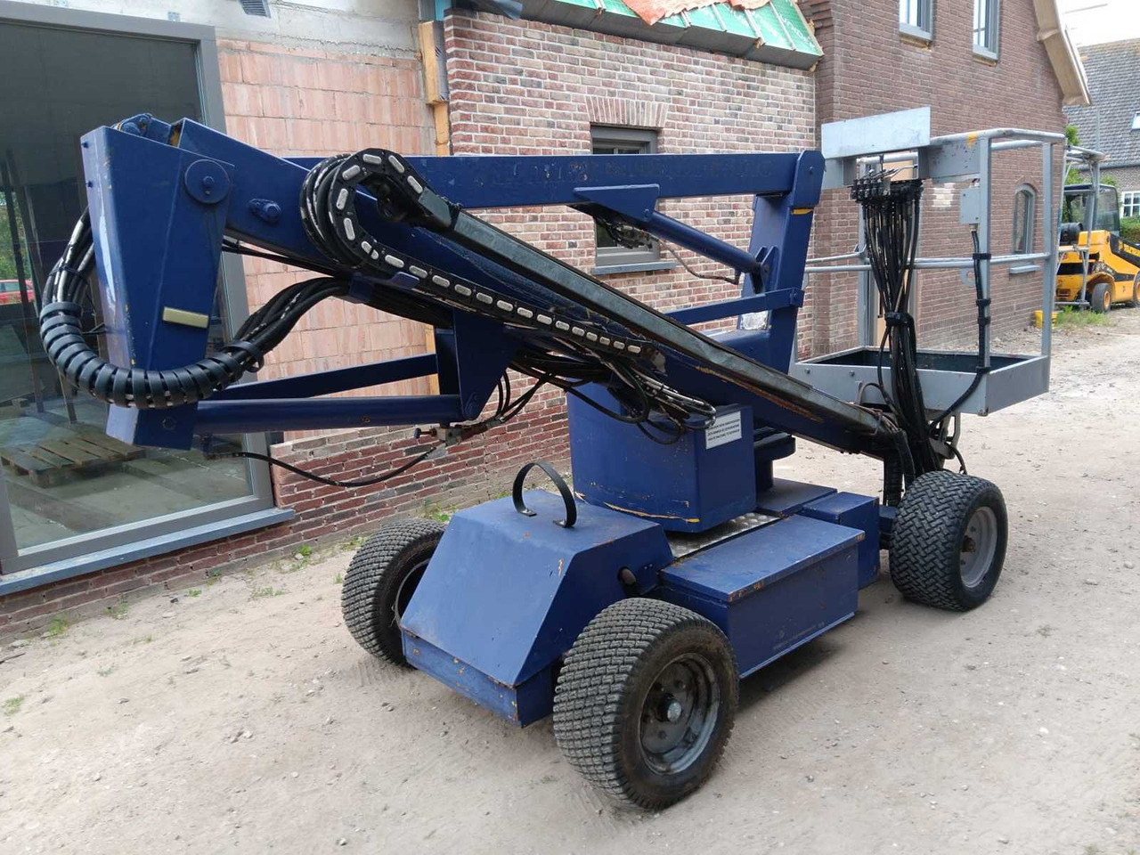 Niftylift HR12NDE - Arbeitsbühne: das Bild 3 Niftylift HR12NDE - Arbeitsbühne: das Bild 3
