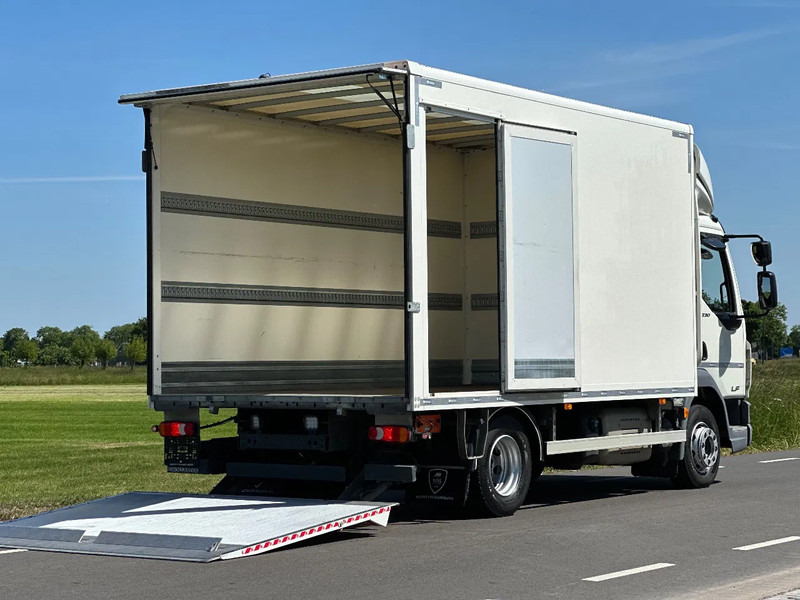 DAF LF 230 LF230.12 EURO6. 61797km!! 440x244x228 Bakwagen met Laadklep. als in NIEUWSTAAT!! - Koffer LKW: das Bild 4 DAF LF 230 LF230.12 EURO6. 61797km!! 440x244x228 Bakwagen met Laadklep. als in NIEUWSTAAT!! - Koffer LKW: das Bild 4