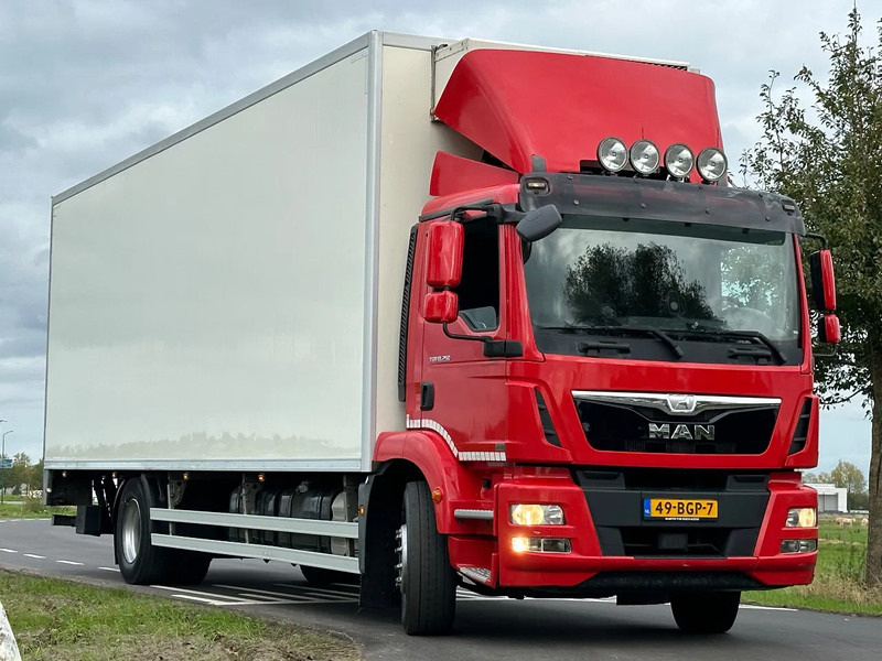MAN TGM TGM 18.290 GEÏSOLEERDE OPBOUW - Koffer LKW: das Bild 2 MAN TGM TGM 18.290 GEÏSOLEERDE OPBOUW - Koffer LKW: das Bild 2
