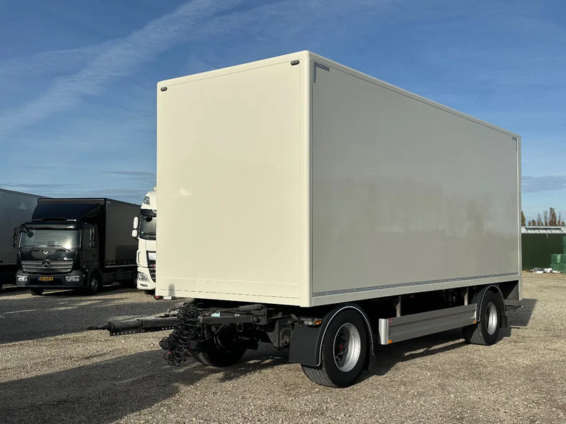 Pacton PACTON GESLOTEN AANHANGER MET LAADKLEP - Koffer Anhänger: das Bild 1 Pacton PACTON GESLOTEN AANHANGER MET LAADKLEP - Koffer Anhänger: das Bild 1