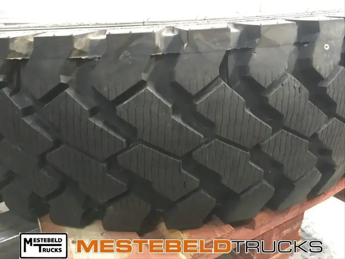 Continental Banden 14.00 r20 HCS profil - Komplettrad für LKW: das Bild 1 Continental Banden 14.00 r20 HCS profil - Komplettrad für LKW: das Bild 1