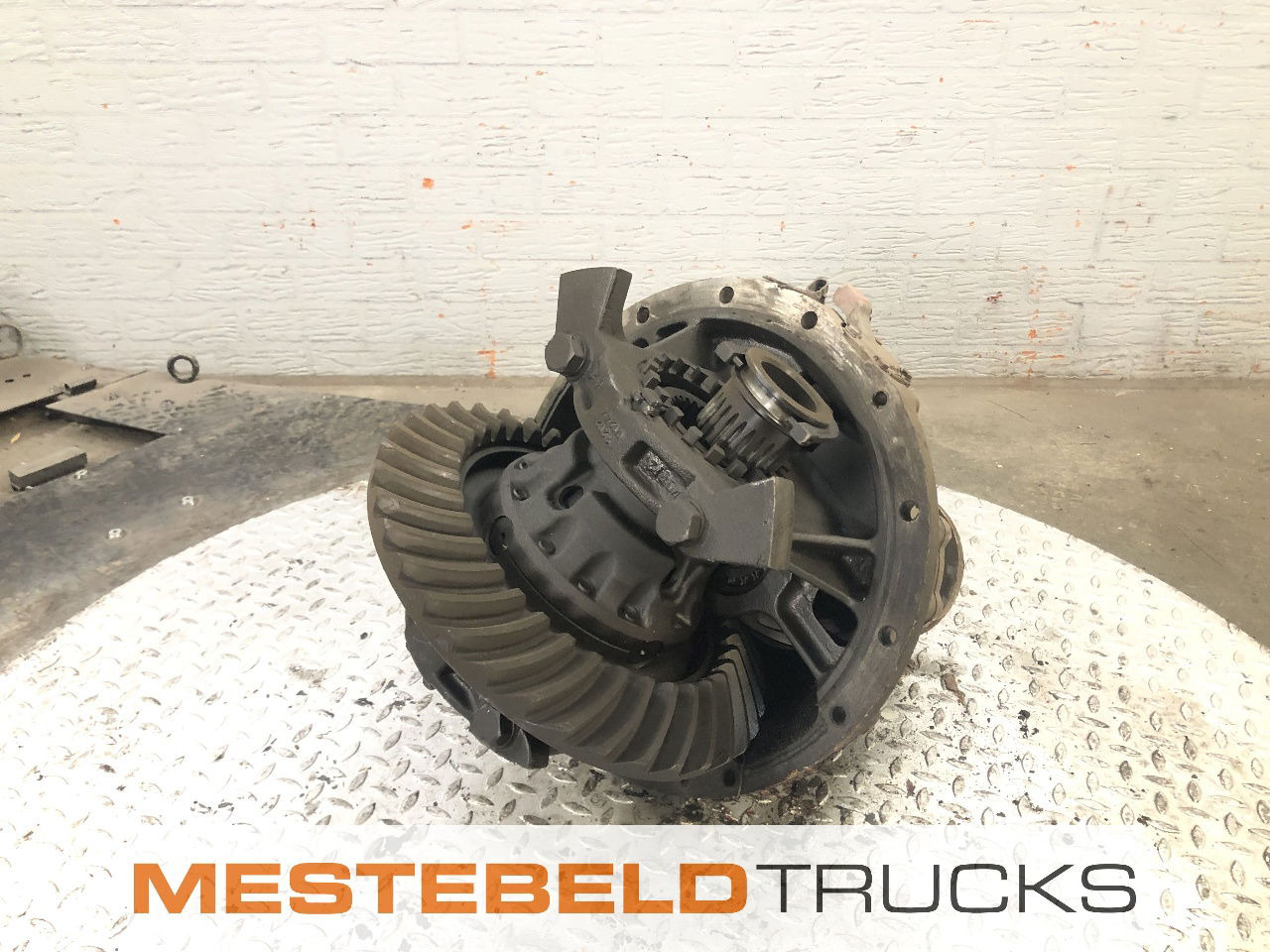 Iveco 177 E - Hinterachse für LKW: das Bild 1 Iveco 177 E - Hinterachse für LKW: das Bild 1