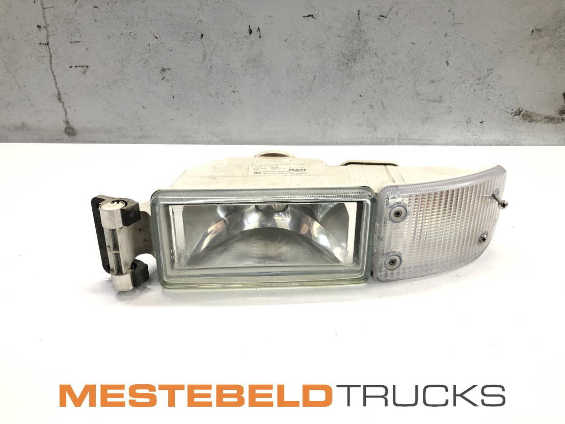 MAN Knipperlicht links - Rahmen/ Chassis für LKW: das Bild 1 MAN Knipperlicht links - Rahmen/ Chassis für LKW: das Bild 1