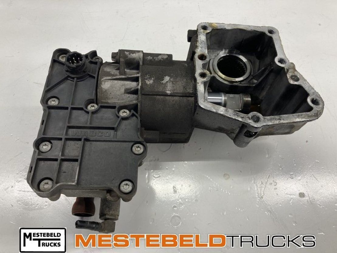 Mercedes-Benz Schakelcilinder G211-12 - Getriebe für LKW: das Bild 1 Mercedes-Benz Schakelcilinder G211-12 - Getriebe für LKW: das Bild 1