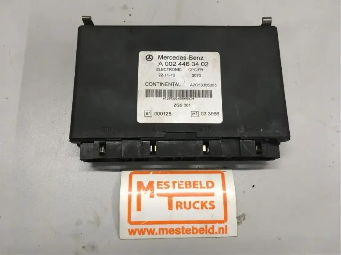 Mercedes-Benz Stuurkast FR/CPC - Elektrische Ausrüstung für LKW: das Bild 1 Mercedes-Benz Stuurkast FR/CPC - Elektrische Ausrüstung für LKW: das Bild 1