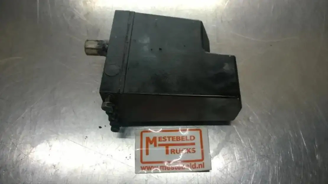 Volvo Cabinepomp - Fahrerhaus und Interieur für LKW: das Bild 1 Volvo Cabinepomp - Fahrerhaus und Interieur für LKW: das Bild 1