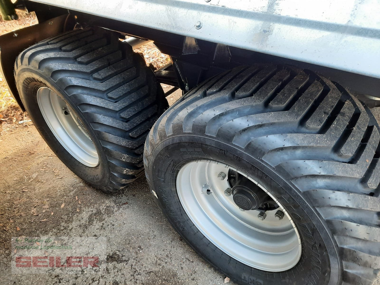 Fliegl TMK 140 FOX JUMBO-TITAN 20m³ - Landwirtschaftlicher Kipper: das Bild 3 Fliegl TMK 140 FOX JUMBO-TITAN 20m³ - Landwirtschaftlicher Kipper: das Bild 3