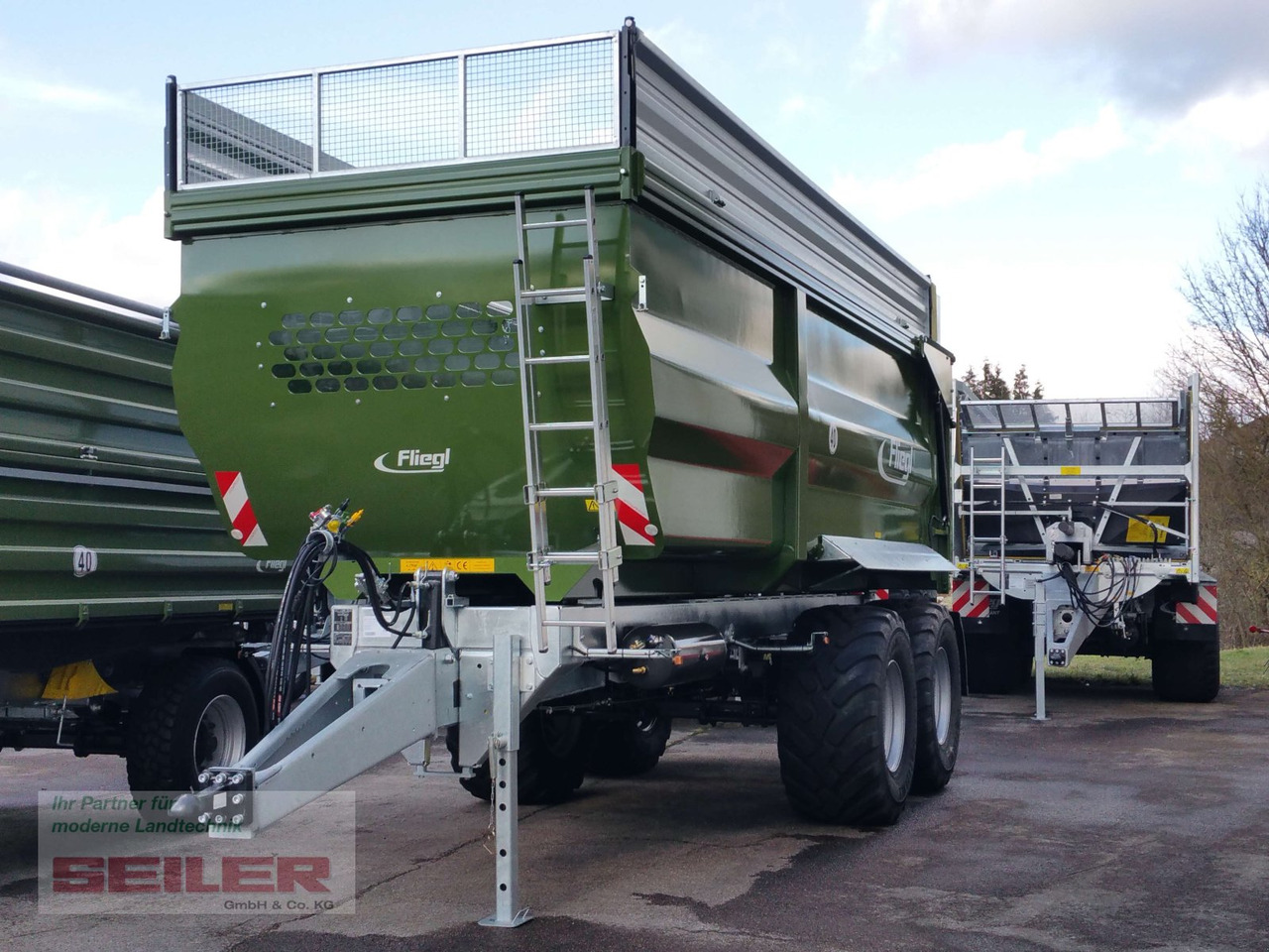 Fliegl TMK 269 FOX JUMBO 38m³ - Landwirtschaftlicher Kipper: das Bild 1 Fliegl TMK 269 FOX JUMBO 38m³ - Landwirtschaftlicher Kipper: das Bild 1