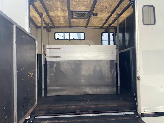 Pferdetransporter DAF LF 45.130 CLEAN HORSES NL-TRUCK: das Bild 12
