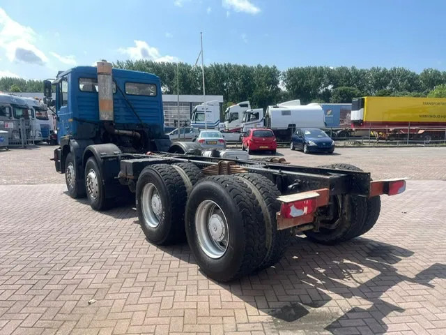 MAN 32.403 8x4 chassis Manual Full Steel - Fahrgestell LKW: das Bild 4 MAN 32.403 8x4 chassis Manual Full Steel - Fahrgestell LKW: das Bild 4
