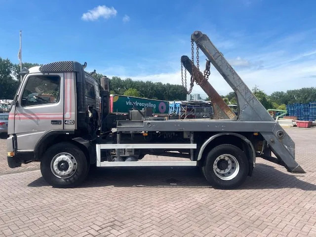 Volvo FM 12.420 Full Steel - Containerwagen/ Wechselfahrgestell LKW: das Bild 3 Volvo FM 12.420 Full Steel - Containerwagen/ Wechselfahrgestell LKW: das Bild 3