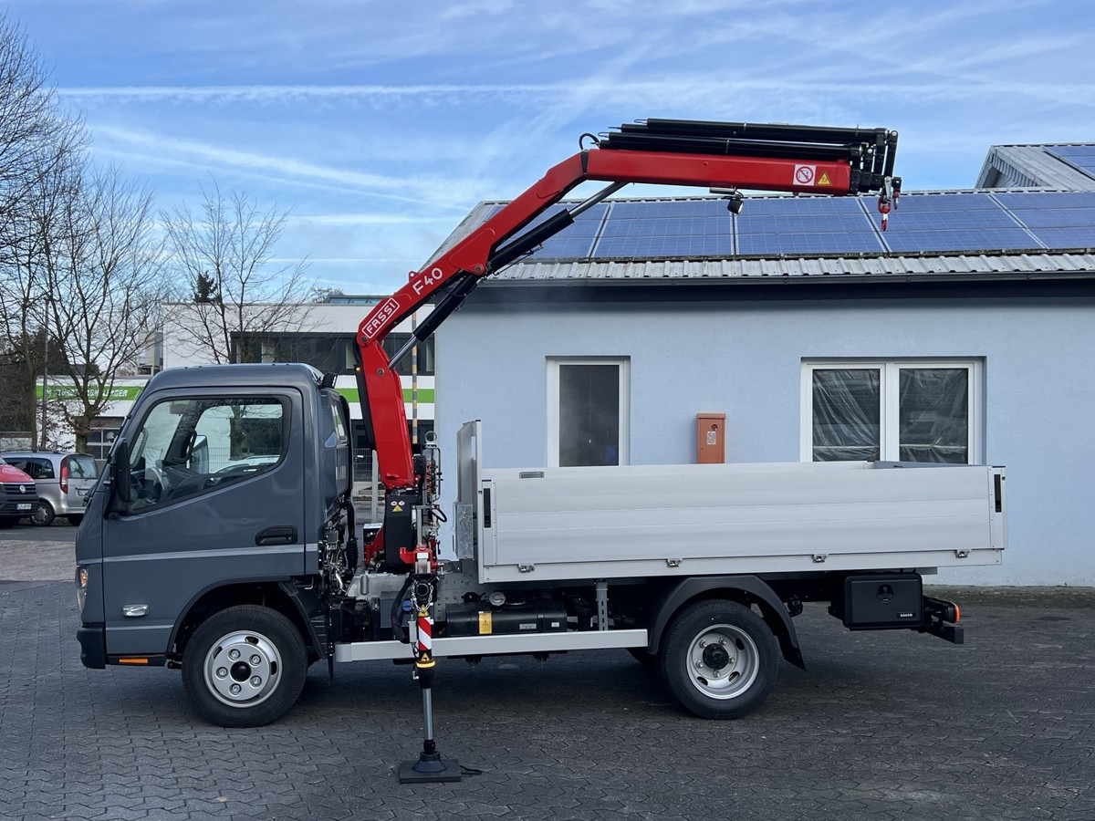 FUSO 6S15 Pritsche 3.0m Kran 4xhydr. Funk! - Pritsche Transporter: das Bild 3 FUSO 6S15 Pritsche 3.0m Kran 4xhydr. Funk! - Pritsche Transporter: das Bild 3
