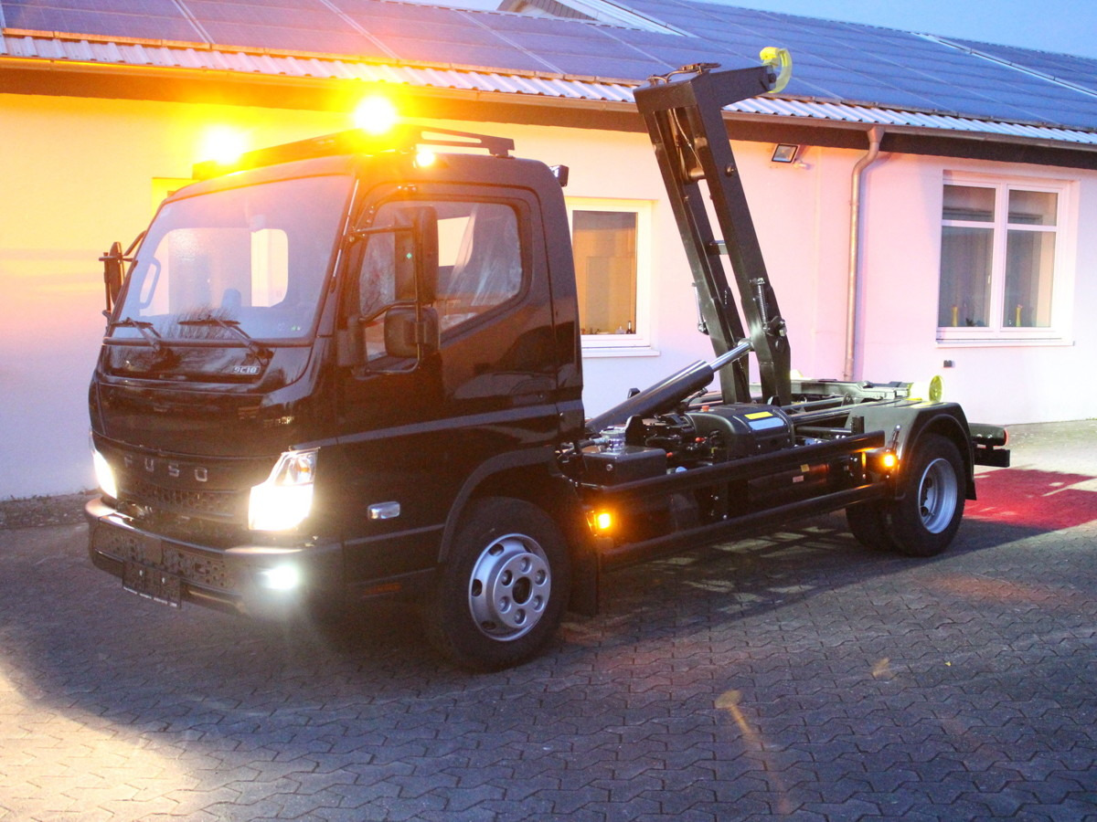 FUSO Canter FUSO 9C18 City Abrollkipper Hooklift Bla - Abrollkipper, Autokran: das Bild 1 FUSO Canter FUSO 9C18 City Abrollkipper Hooklift Bla - Abrollkipper, Autokran: das Bild 1