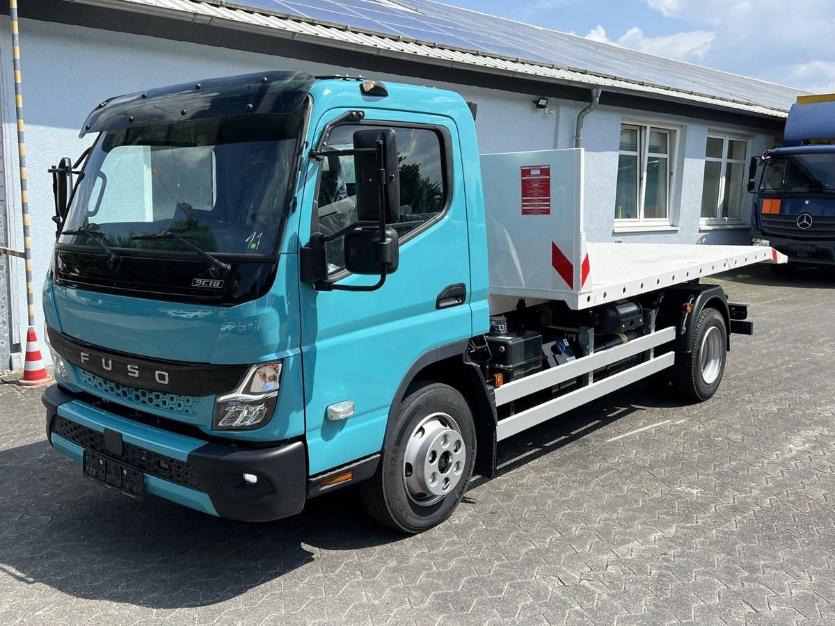 FUSO Canter FUSO 9C18 City Abrollkipper Krokbil Color - Abrollkipper, Autokran: das Bild 4 FUSO Canter FUSO 9C18 City Abrollkipper Krokbil Color - Abrollkipper, Autokran: das Bild 4