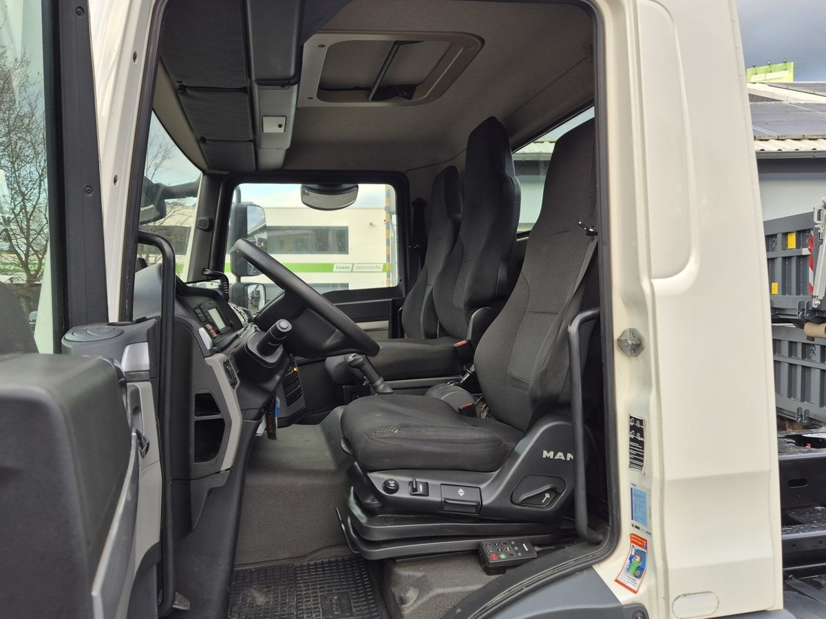 MAN TGL 12.250 BL City Abrollkipper AHK Euro 6 - Abrollkipper: das Bild 5 MAN TGL 12.250 BL City Abrollkipper AHK Euro 6 - Abrollkipper: das Bild 5