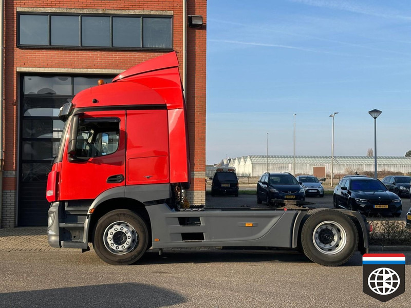Mercedes-Benz ACTROS 1840 / STREAMSPACE / FULL SPOILER - Sattelzugmaschine: das Bild 3 Mercedes-Benz ACTROS 1840 / STREAMSPACE / FULL SPOILER - Sattelzugmaschine: das Bild 3