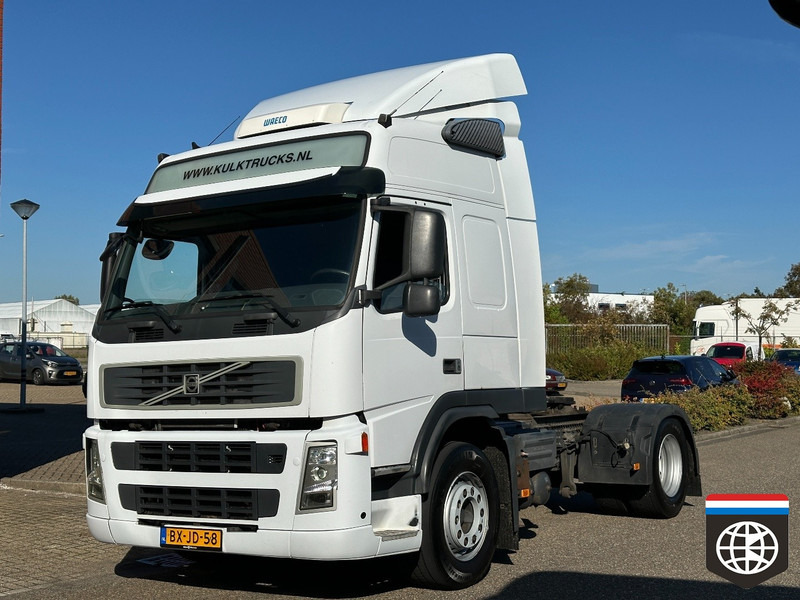 Volvo FM 370 EEV 4X2 NIGHT A/C - AUTOMATIC - EURO 5 - Sattelzugmaschine: das Bild 2 Volvo FM 370 EEV 4X2 NIGHT A/C - AUTOMATIC - EURO 5 - Sattelzugmaschine: das Bild 2