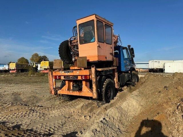 Unimog U 1450 4x4, Zug & Bergwinde, Kran, Greifer, AH - Baumaschine: das Bild 3 Unimog U 1450 4x4, Zug & Bergwinde, Kran, Greifer, AH - Baumaschine: das Bild 3