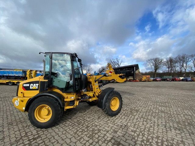 CAT 908M, 4+1 Schaufel, Palettengabel, wenig Std. - Radlader: das Bild 4 CAT 908M, 4+1 Schaufel, Palettengabel, wenig Std. - Radlader: das Bild 4