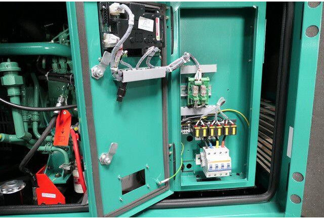 Cummins Stromgenerator, 40 kVA, sofort vefügbar - Stromgenerator: das Bild 5 Cummins Stromgenerator, 40 kVA, sofort vefügbar - Stromgenerator: das Bild 5