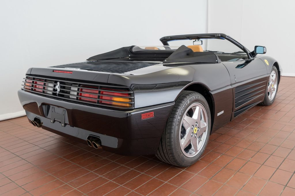 Ferrari 348 Spider/TOP Zustand/Zahnriemen+TÜV neu! - PKW: das Bild 2 Ferrari 348 Spider/TOP Zustand/Zahnriemen+TÜV neu! - PKW: das Bild 2