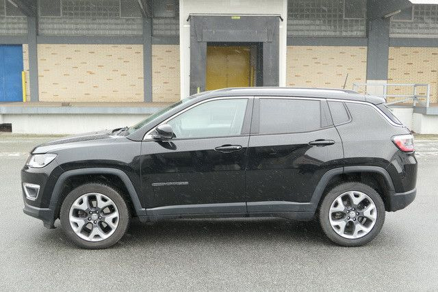 Jeep Compass Limited 4WD/AHK/Klima - SUV/ Geländewagen: das Bild 3 Jeep Compass Limited 4WD/AHK/Klima - SUV/ Geländewagen: das Bild 3