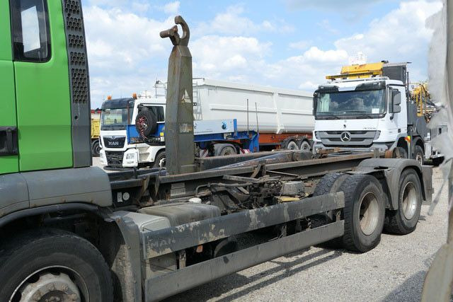 MAN 26.390 TGA BL 6x4, VDL S-21 6200, Klima, Luftfe. - Abrollkipper: das Bild 4 MAN 26.390 TGA BL 6x4, VDL S-21 6200, Klima, Luftfe. - Abrollkipper: das Bild 4