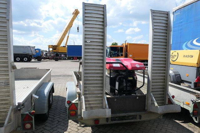 Maschinentransport, Baggertransport, Rampen - Tieflader Anhänger: das Bild 4 Maschinentransport, Baggertransport, Rampen - Tieflader Anhänger: das Bild 4