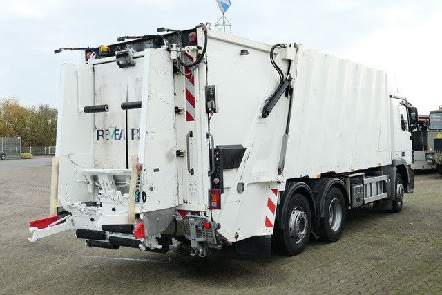 Mercedes-Benz 2532 L Actros 6x2, Faun, Variopress, Zöller, AC - Müllwagen: das Bild 4 Mercedes-Benz 2532 L Actros 6x2, Faun, Variopress, Zöller, AC - Müllwagen: das Bild 4