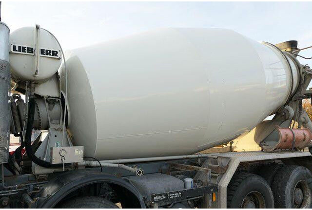 Mercedes-Benz 3240 B Actros 8x4, Liebherr HTM904, 9m³ - Fahrmischer: das Bild 5 Mercedes-Benz 3240 B Actros 8x4, Liebherr HTM904, 9m³ - Fahrmischer: das Bild 5