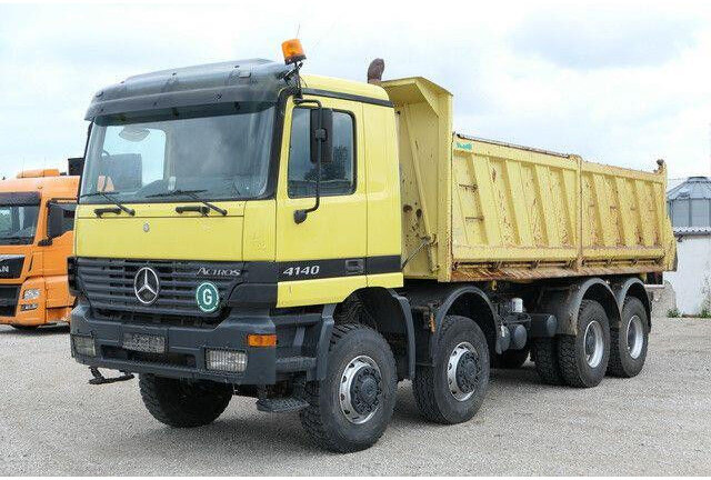 Mercedes-Benz 4140 AK Actros, Allrad, alter Tacho, 4x am Lager - Kipper: das Bild 2 Mercedes-Benz 4140 AK Actros, Allrad, alter Tacho, 4x am Lager - Kipper: das Bild 2