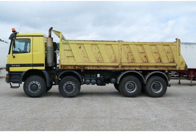 Mercedes-Benz 4140 AK Actros, Allrad, alter Tacho, 4x am Lager - Kipper: das Bild 3 Mercedes-Benz 4140 AK Actros, Allrad, alter Tacho, 4x am Lager - Kipper: das Bild 3