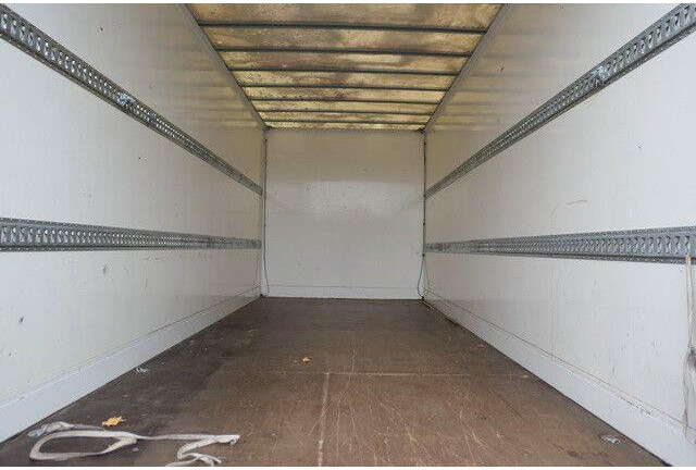 Möslein TKO 105, Tandem, 6.100mm lang, Luftfederung – Leasing Möslein TKO 105, Tandem, 6.100mm lang, Luftfederung: das Bild 9