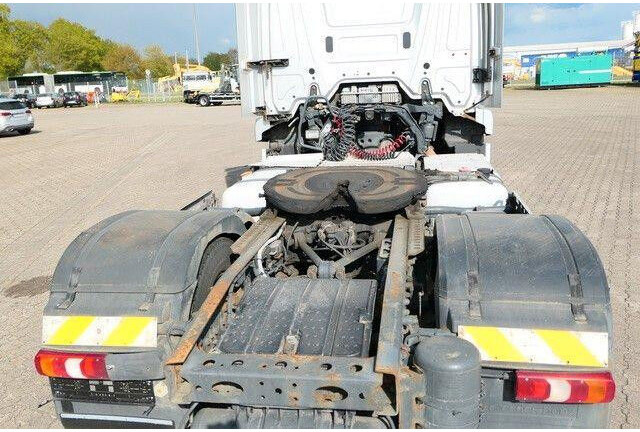 Mercedes-Benz 2443 LS Actros 6x2, 3-Achser, 24to. GG, Waage - Sattelzugmaschine: das Bild 4 Mercedes-Benz 2443 LS Actros 6x2, 3-Achser, 24to. GG, Waage - Sattelzugmaschine: das Bild 4