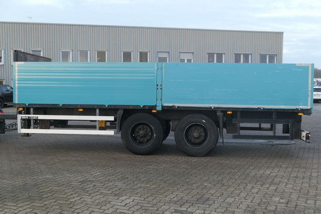 Schmitz Cargobull PR 18, Tandem, 1m Bordwände, BPW, Luftfederung - Pritschenanhänger/ Plattformanhänger: das Bild 5 Schmitz Cargobull PR 18, Tandem, 1m Bordwände, BPW, Luftfederung - Pritschenanhänger/ Plattformanhänger: das Bild 5