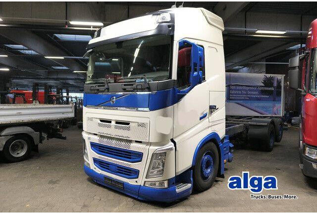 Volvo FH 500 6x2, BDF, Lenk-Lift,Standklima,VEB-Bremse - Fahrgestell LKW: das Bild 2 Volvo FH 500 6x2, BDF, Lenk-Lift,Standklima,VEB-Bremse - Fahrgestell LKW: das Bild 2