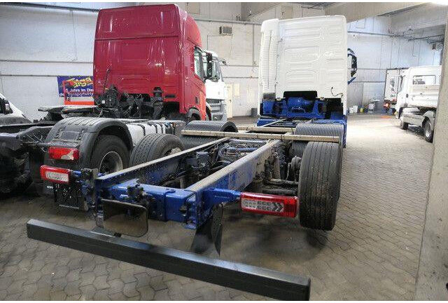 Volvo FH 500 6x2, BDF, Lenk-Lift,Standklima,VEB-Bremse - Fahrgestell LKW: das Bild 4 Volvo FH 500 6x2, BDF, Lenk-Lift,Standklima,VEB-Bremse - Fahrgestell LKW: das Bild 4