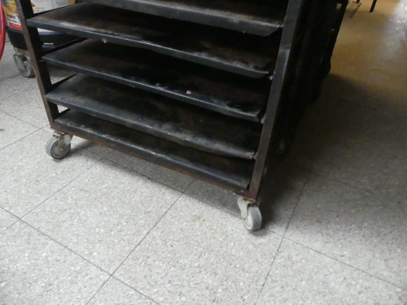 3 Chariots de four avec platine 60x40 cm - Bäckereimaschine: das Bild 5 3 Chariots de four avec platine 60x40 cm - Bäckereimaschine: das Bild 5