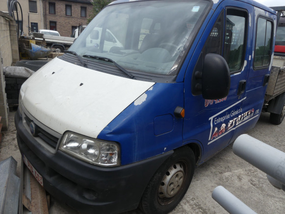 Camionnette double cabine plateau (à reconditionner) Fiat ducato - Andere Technik: das Bild 1 Camionnette double cabine plateau (à reconditionner) Fiat ducato - Andere Technik: das Bild 1