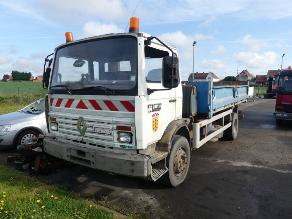 Camion benne basculante Renault 40 ABE 4 (2006-329.446 km) - Kipper: das Bild 1 Camion benne basculante Renault 40 ABE 4 (2006-329.446 km) - Kipper: das Bild 1