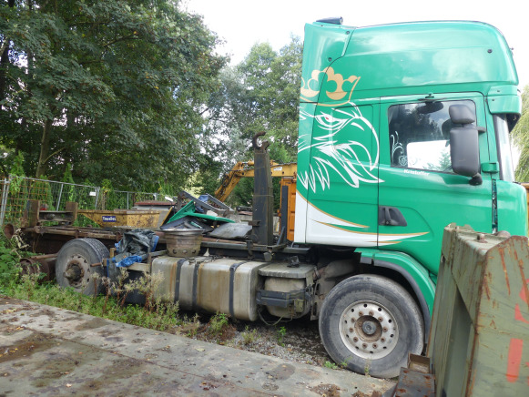 Camion porte container Scania 164 G (2002-900.000 km) - Abrollkipper: das Bild 2 Camion porte container Scania 164 G (2002-900.000 km) - Abrollkipper: das Bild 2