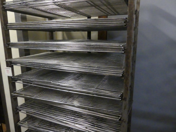 Chariot avec grilles 60x40 cm - Bäckereimaschine: das Bild 5 Chariot avec grilles 60x40 cm - Bäckereimaschine: das Bild 5