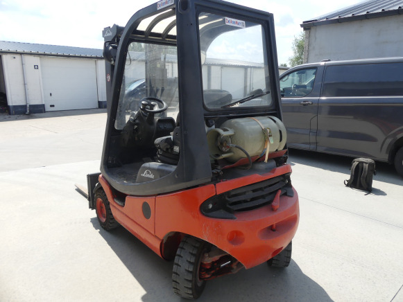 Chariot élévateur Linde H16T-03 - Treibgasstapler: das Bild 5 Chariot élévateur Linde H16T-03 - Treibgasstapler: das Bild 5
