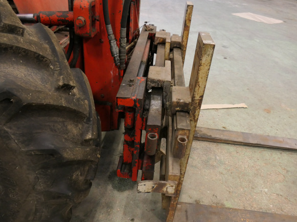 Chariot élévateur Manitou 4RM30N - Geländestapler: das Bild 5 Chariot élévateur Manitou 4RM30N - Geländestapler: das Bild 5