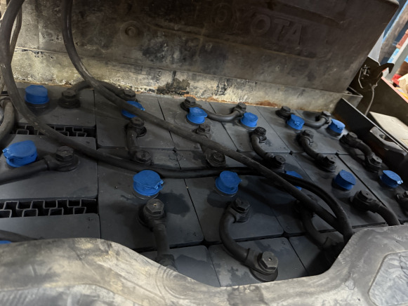 Chariot élévateur frontal électrique TOYOTA 02-7FD25 - Elektrostapler: das Bild 4 Chariot élévateur frontal électrique TOYOTA 02-7FD25 - Elektrostapler: das Bild 4