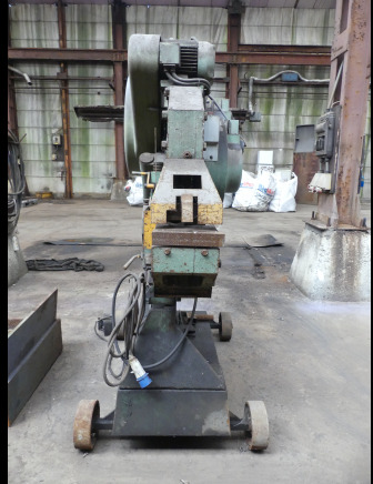 Metallbearbeitungsmaschine Poinçonneuse multifonctions Omera multimatic / 16-70S: das Bild 8